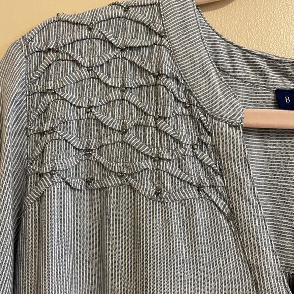 Women’s Bandolino Trinity Roll Tab Long Sleeve Top MOODY BLUE Women's Sz Medium - Picture 2 of 8